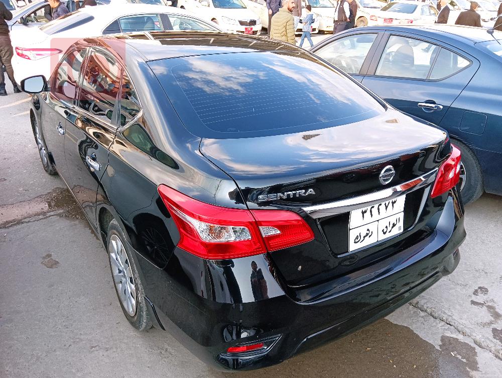 نيسان سنترا